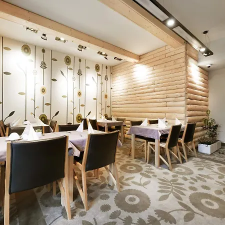 Vacationclub – Dworcowa 1a 3 Apartament *