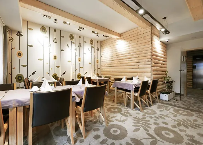 Vacationclub - Dworcowa 1a 3 Апартаменты *